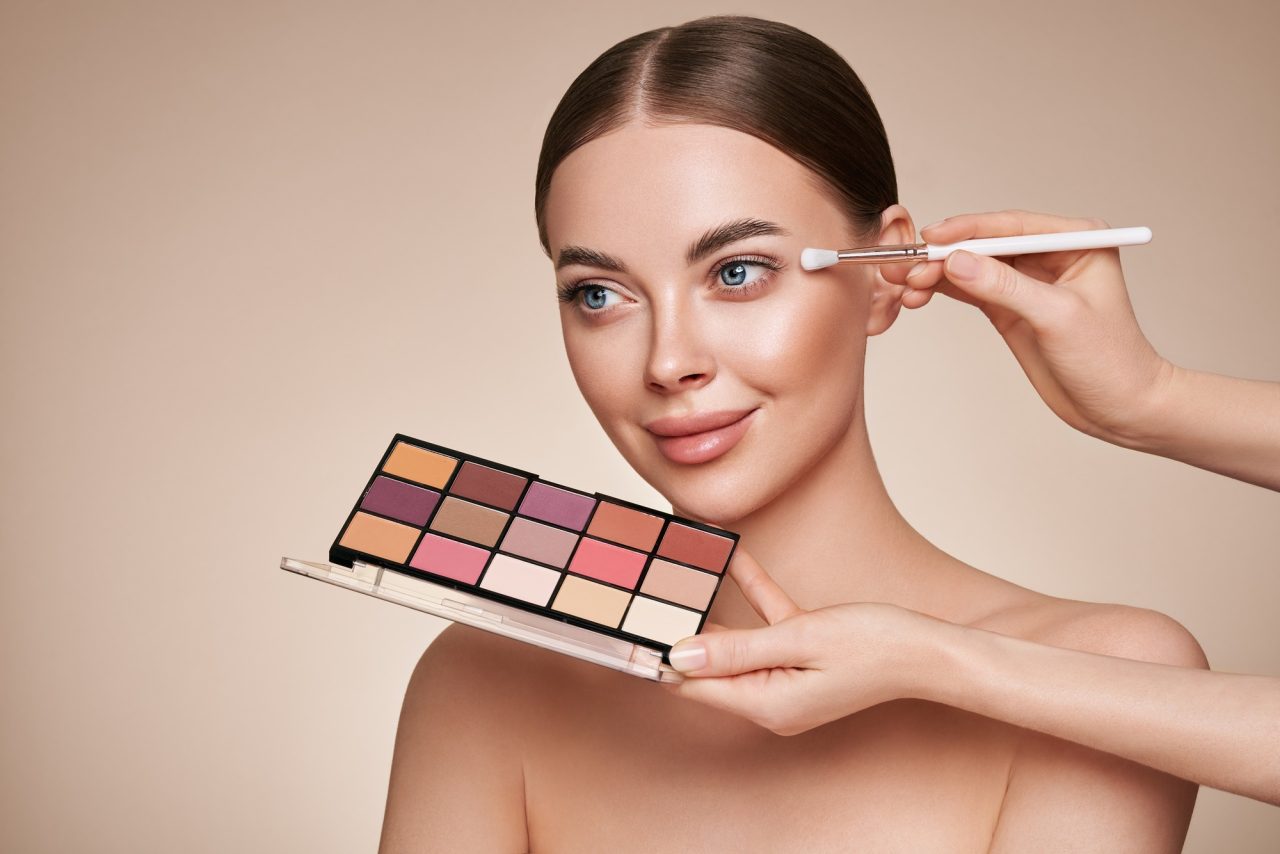 Makeup Artist Applies Eye Shadow 3.jpg